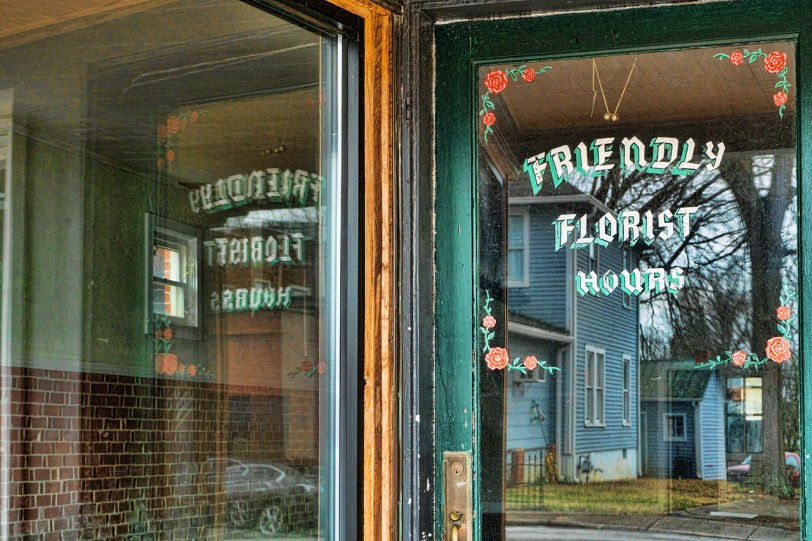 Friendly Florist 4098sm